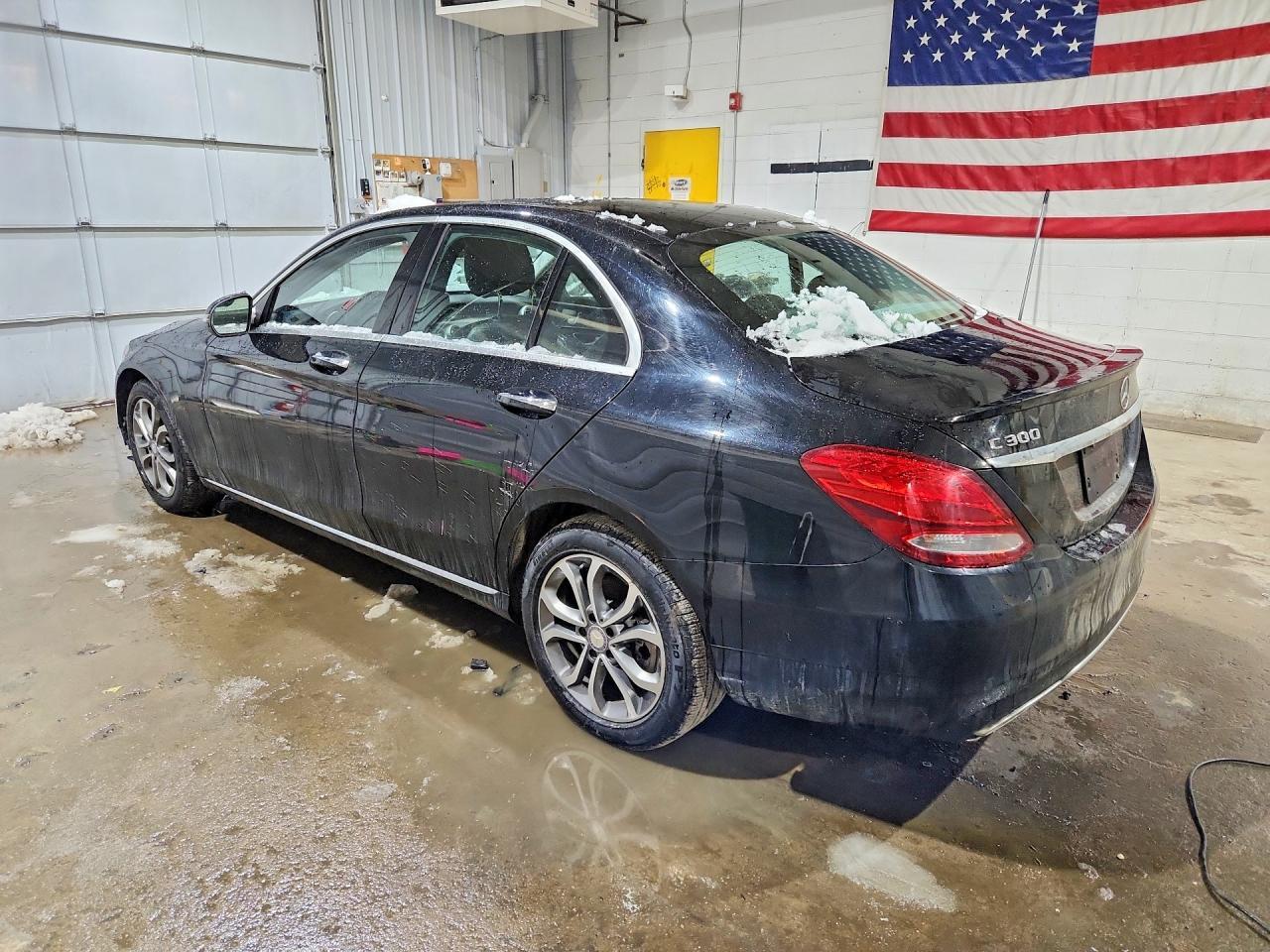 2016 Mercedes-Benz C 300 4Matic - Фото 2