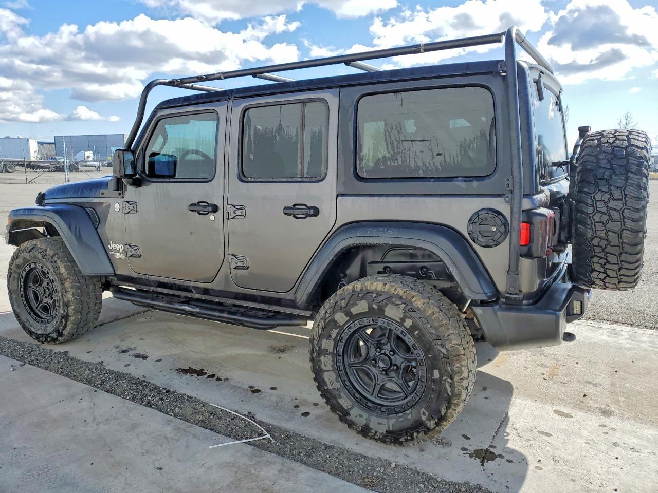 2018 Jeep Wrangler Unlimited Sport - Image 2