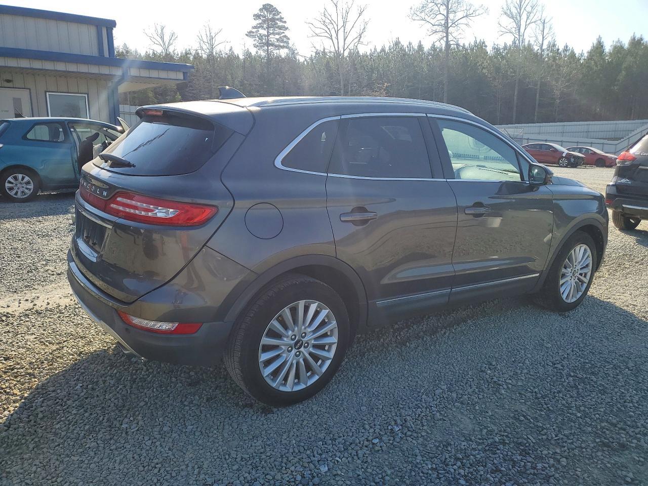 2019 Lincoln Mkc - Фото 3