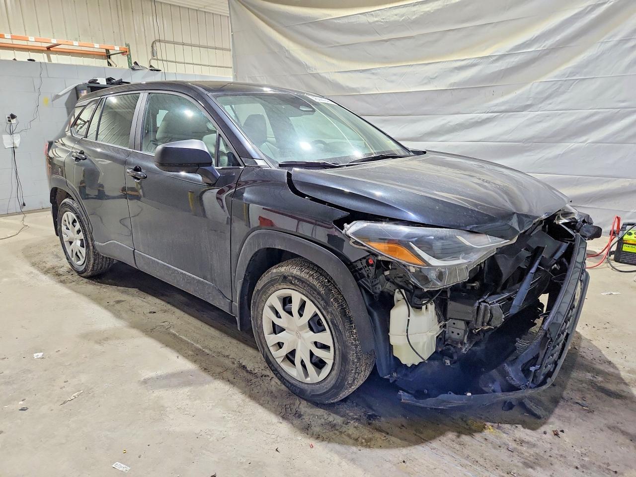 2023 Toyota Corolla Cross L - Image 4