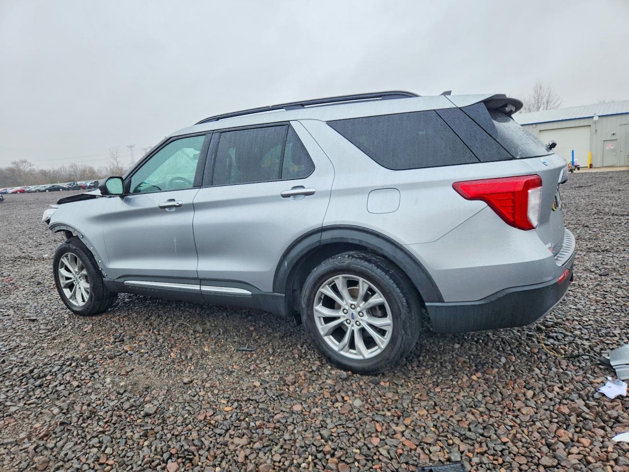 2021 Ford Explorer Xlt - Фото 2