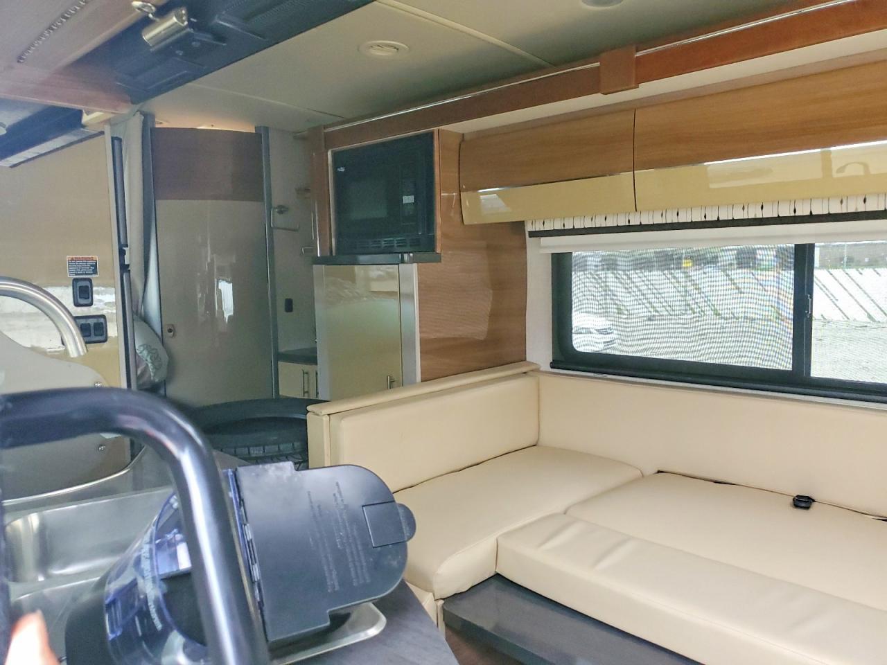 2015 Mercedes-Benz Sprinter 3500 - Image 6