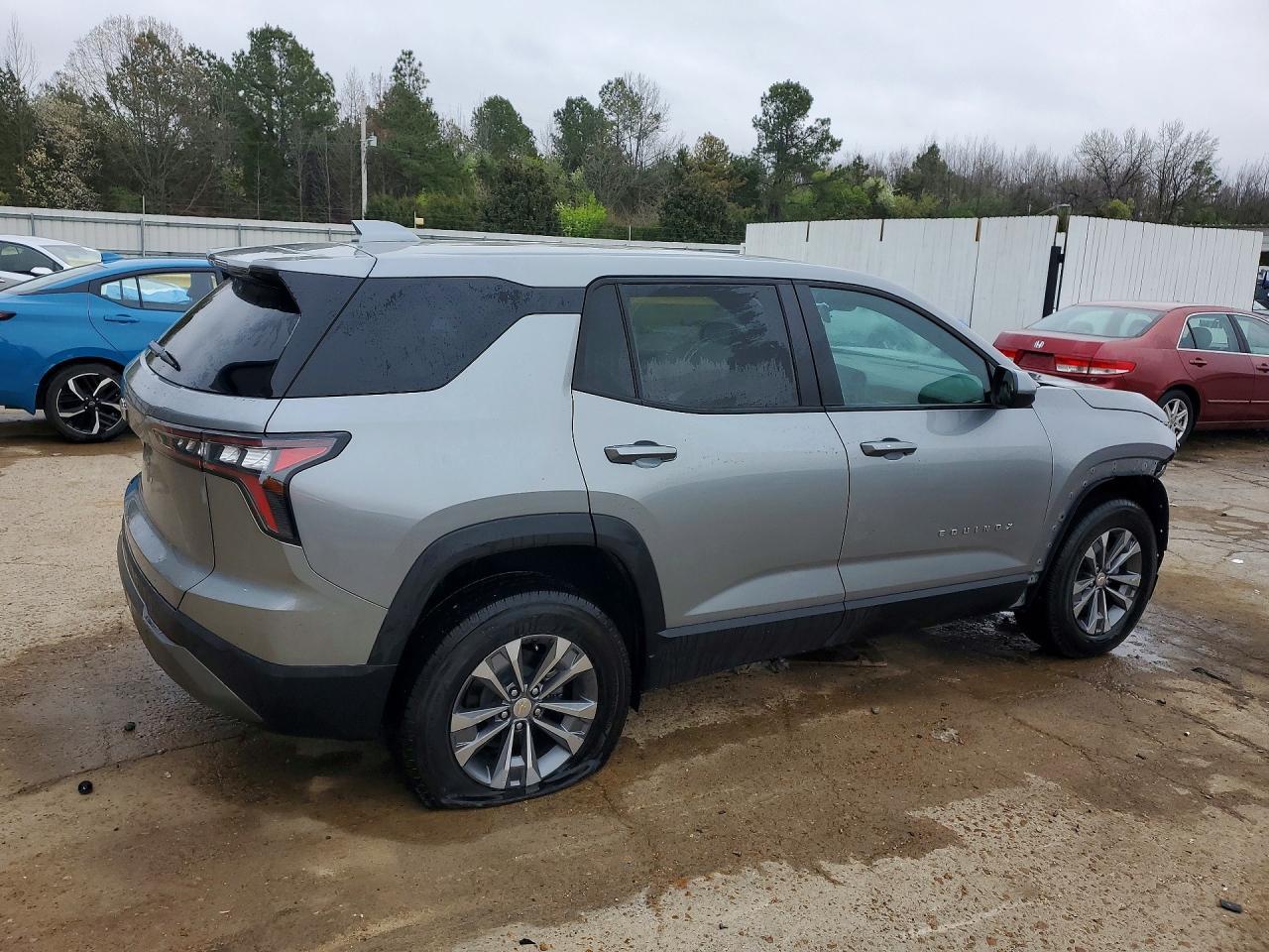 2026 Chevrolet Equinox Lt - Image 3