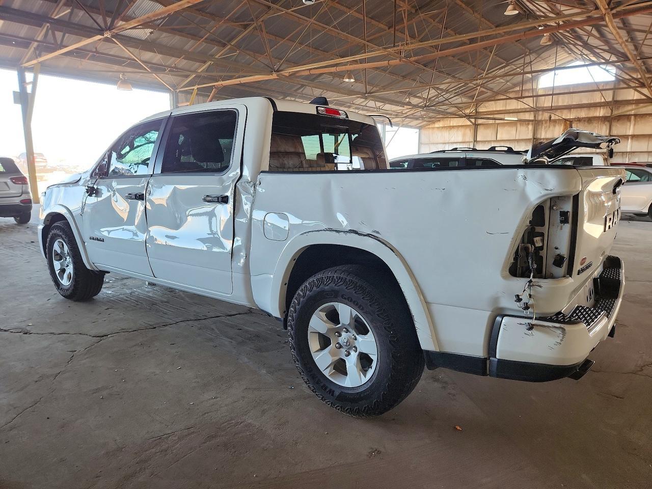 2025 Ram 1500 Laramie - Фото 2