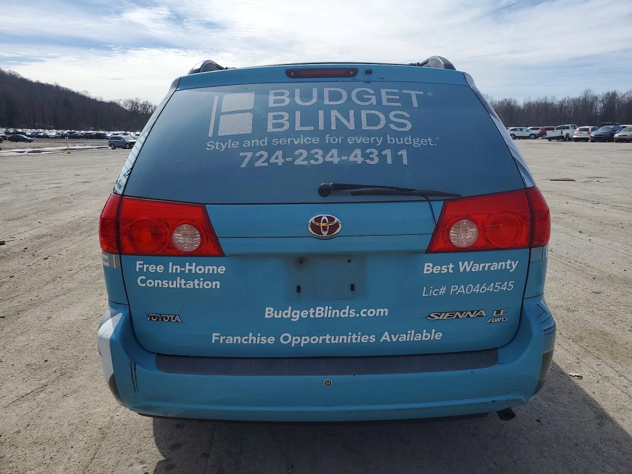 2009 Toyota Sienna Le 7-Passenger - Фото 6