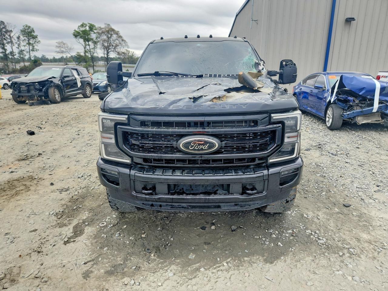 2022 Ford F250 Super Duty - Фото 5