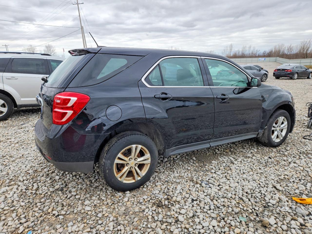 2017 Chevrolet Equinox Ls - Фото 3