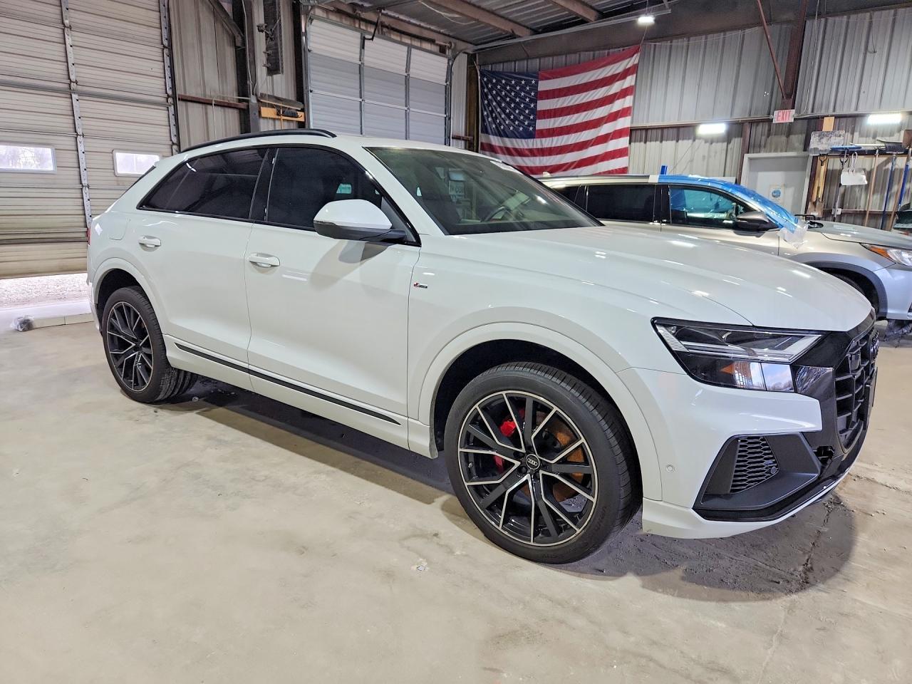 2022 Audi Q8 Premium Plus S-Line - Фото 4
