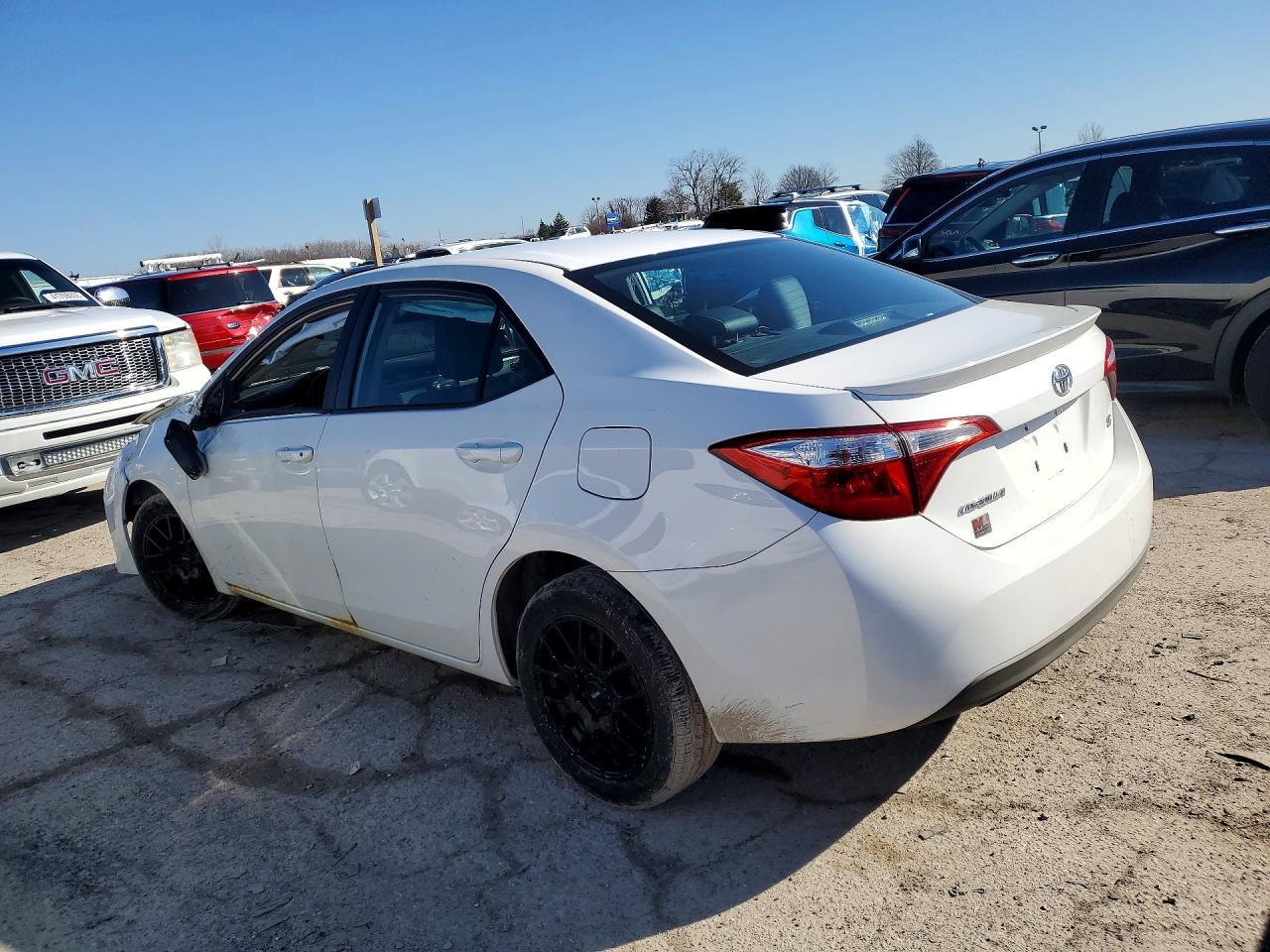 2016 Toyt Corolla L - Фото 2