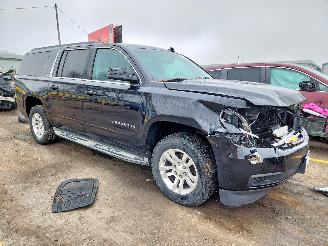 2015 Chevrolet Suburban C1500 Ls - Фото 4