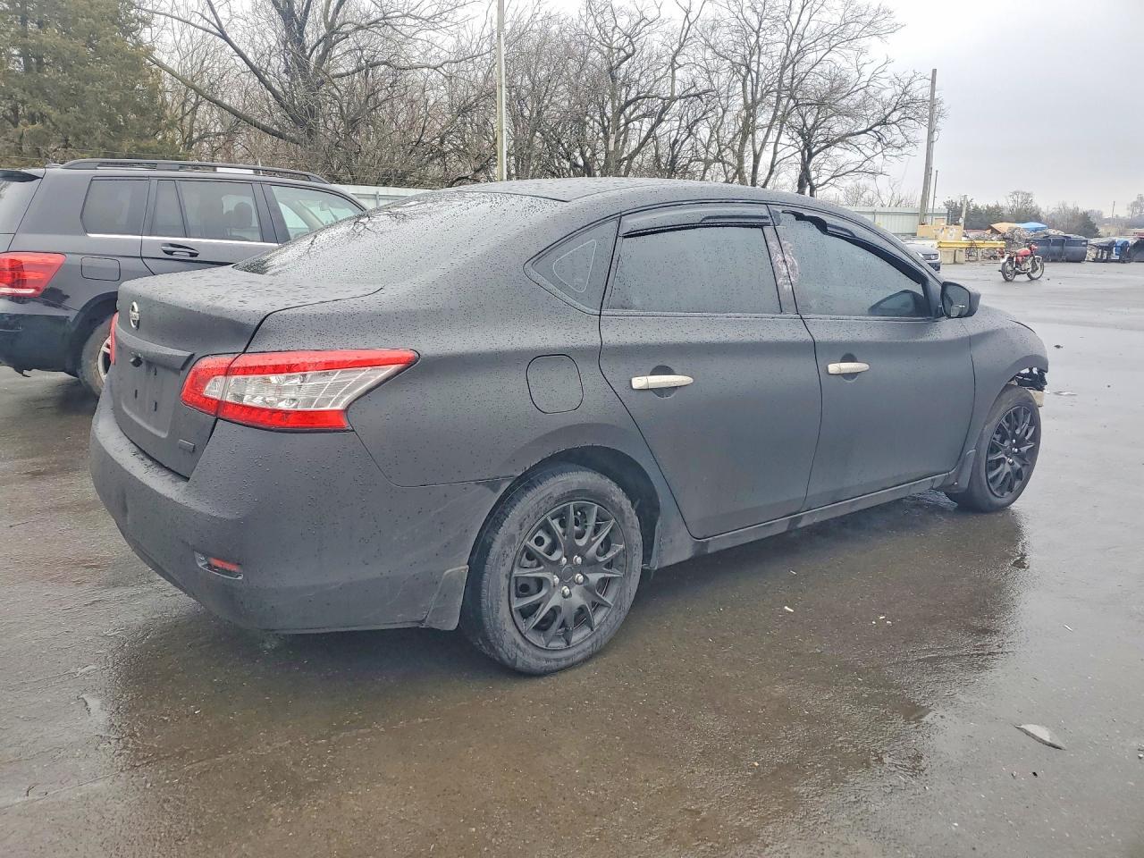 2014 Nissan Sentra S - Фото 3