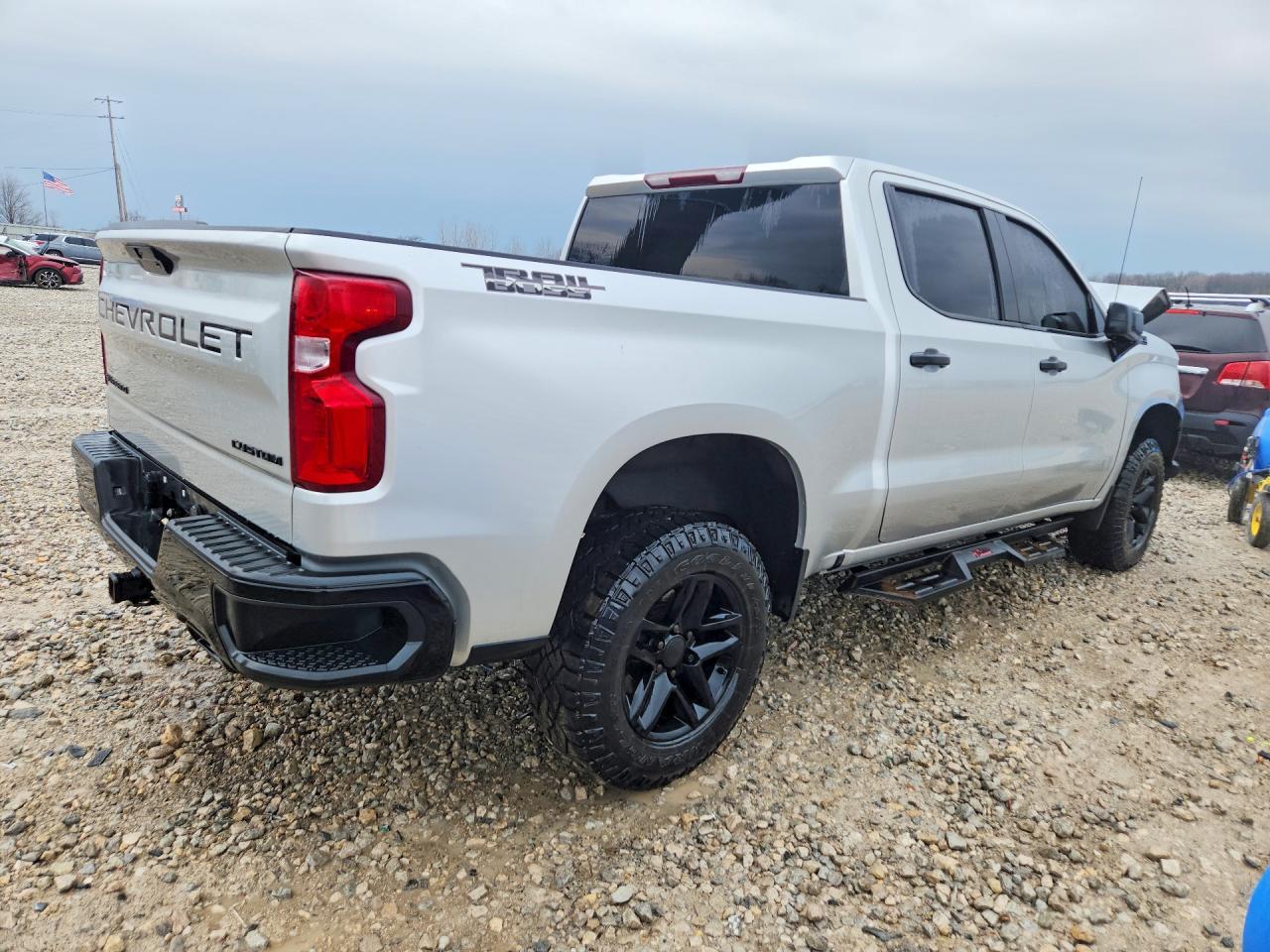 2021 Chevrolet Silverado K1500 Trail Boss Custom - Фото 3