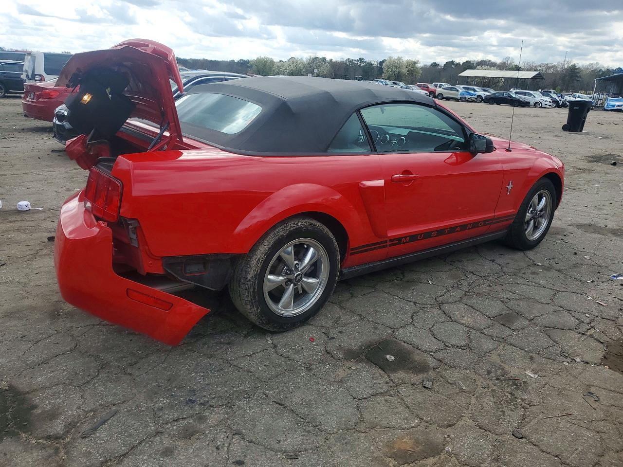 2005 Ford Mustang - Фото 3