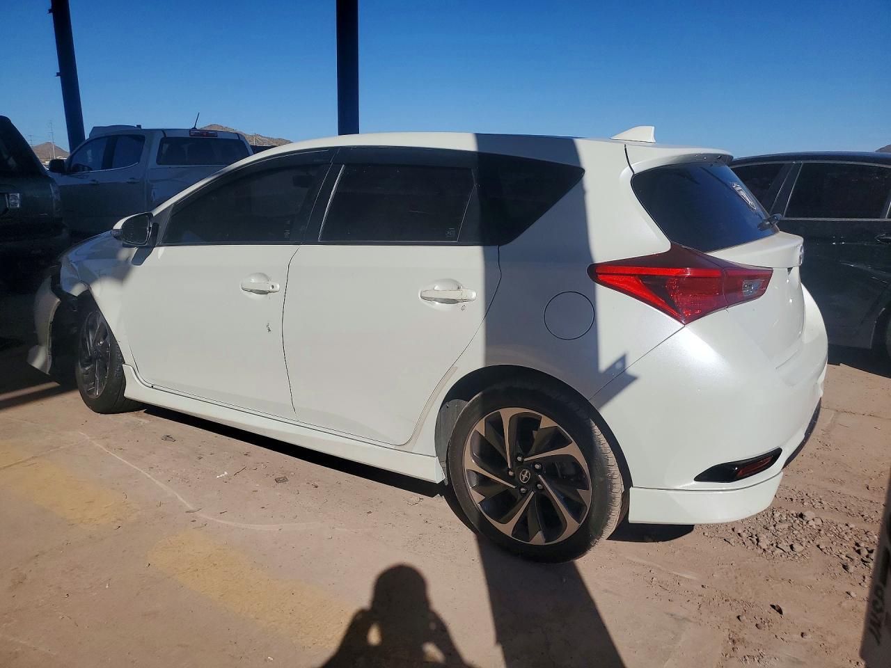 2016 Scion Im Base - Image 2