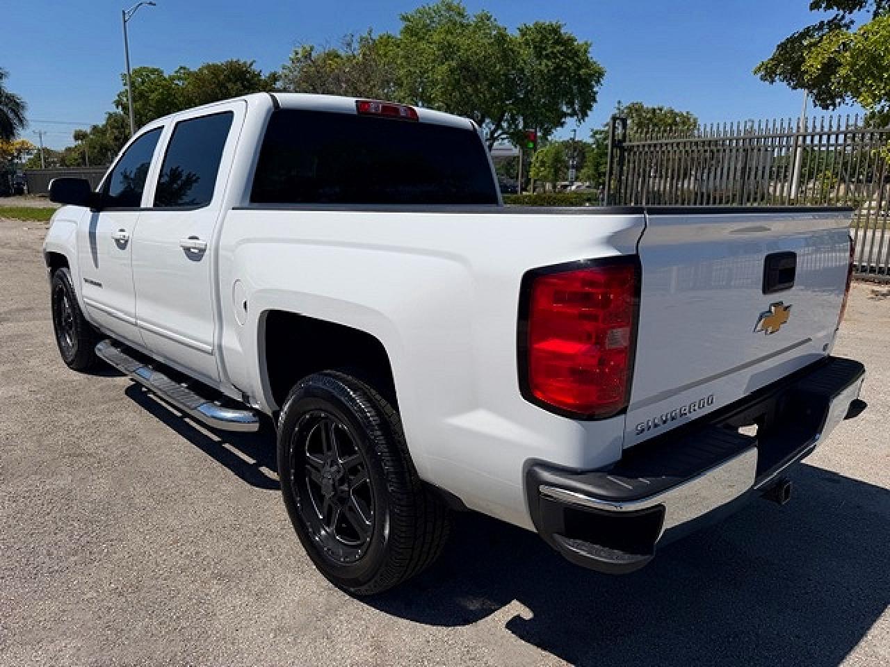 2018 Chevrolet Silverado C1500 Lt - Фото 2