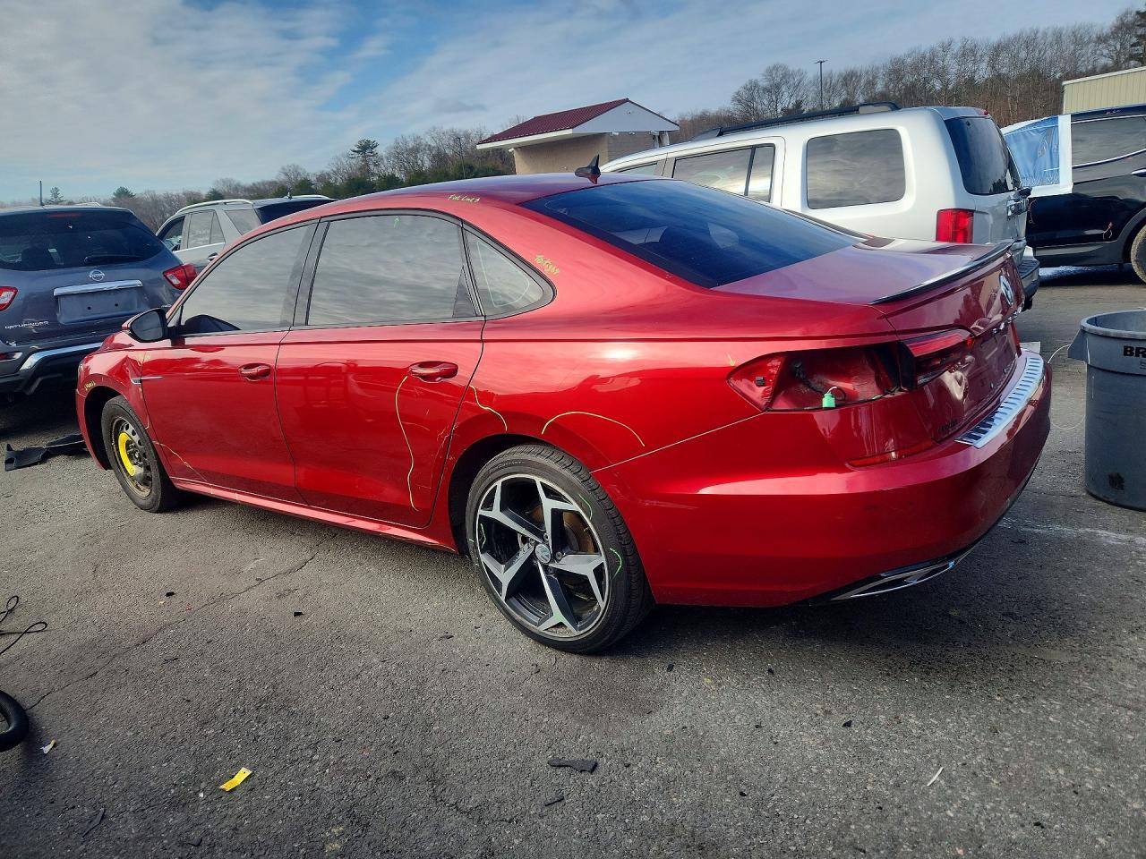 2020 Volkswagen Passat - Фото 2