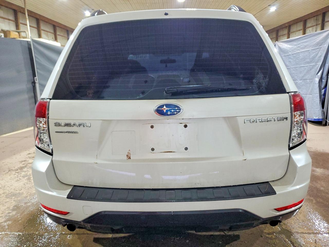 2011 Subaru Forester 2.5X - Фото 6
