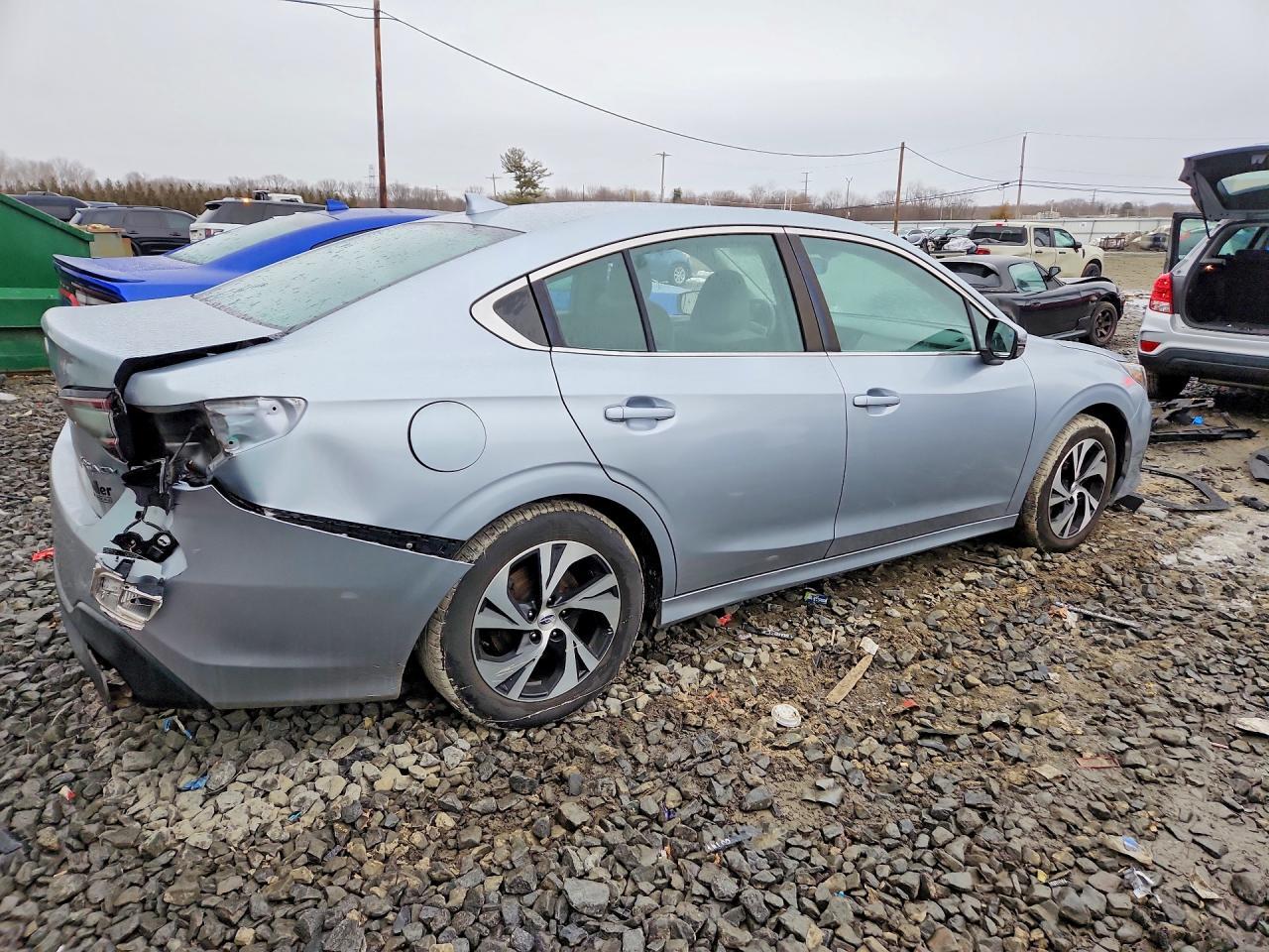 2021 Subaru Legacy Premium - Image 3