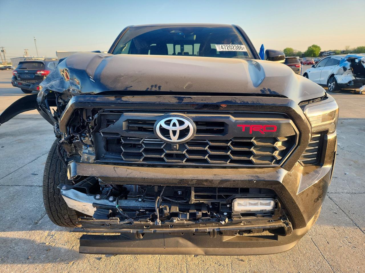 2025 Toyota Tacoma Trd Off-Road Hv - Image 5