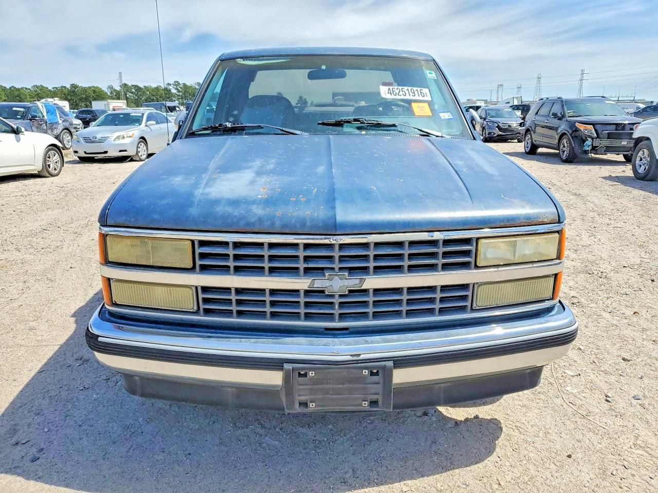 1992 Chevrolet Gmt-400 C1500 - Image 5