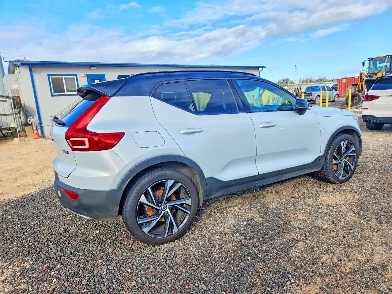 2020 Volvo Xc40 T5 R-Design - Фото 3