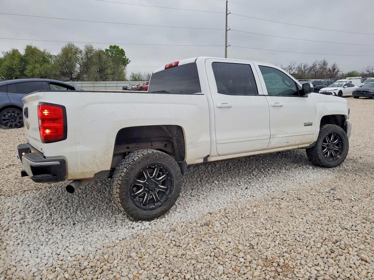 2016 Chevrolet Silverado C1500 Lt - Image 3