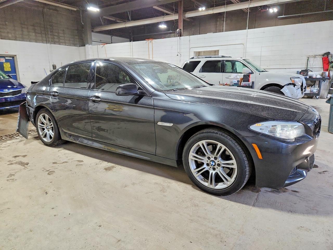 2013 BMW 528 Xi - Image 4