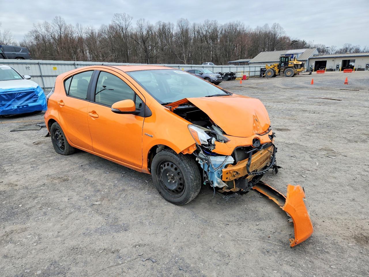 2015 Toyota Prius C Two - Image 4
