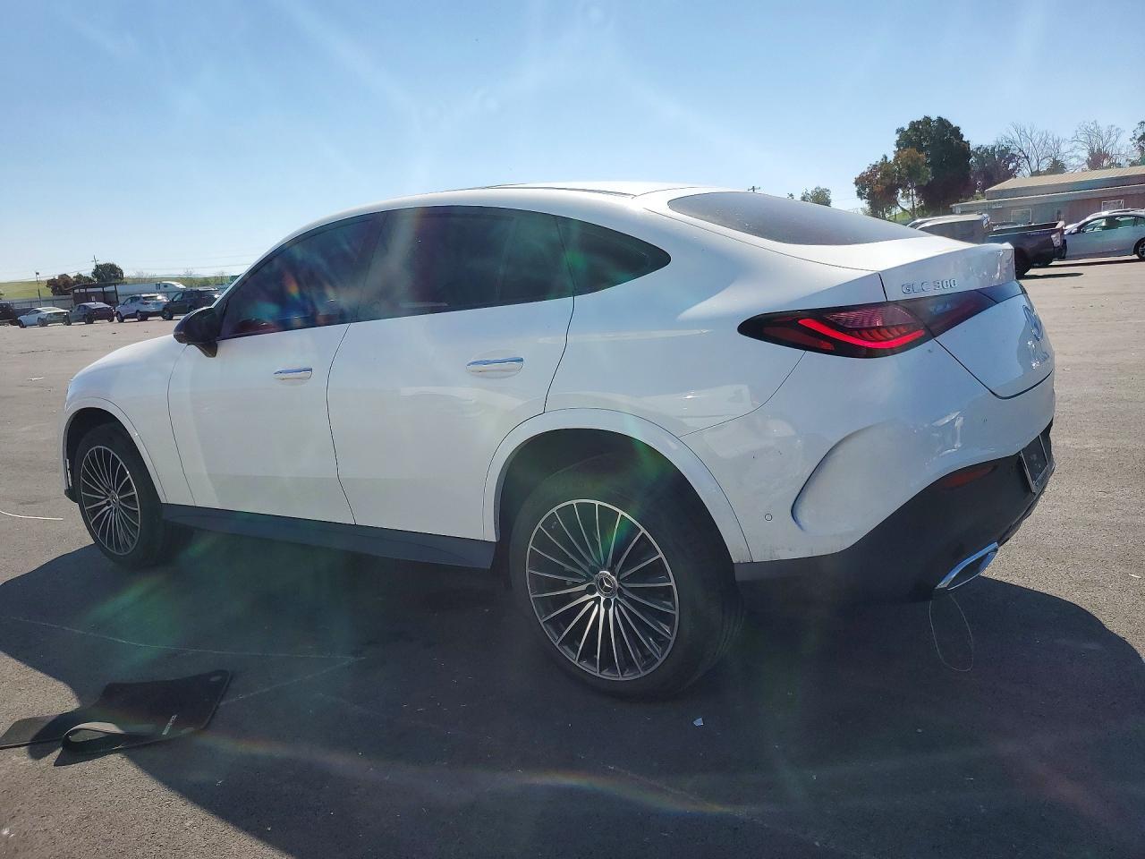 2024 Mercedes-Benz Glc Coupe 300 4Matic - Image 2