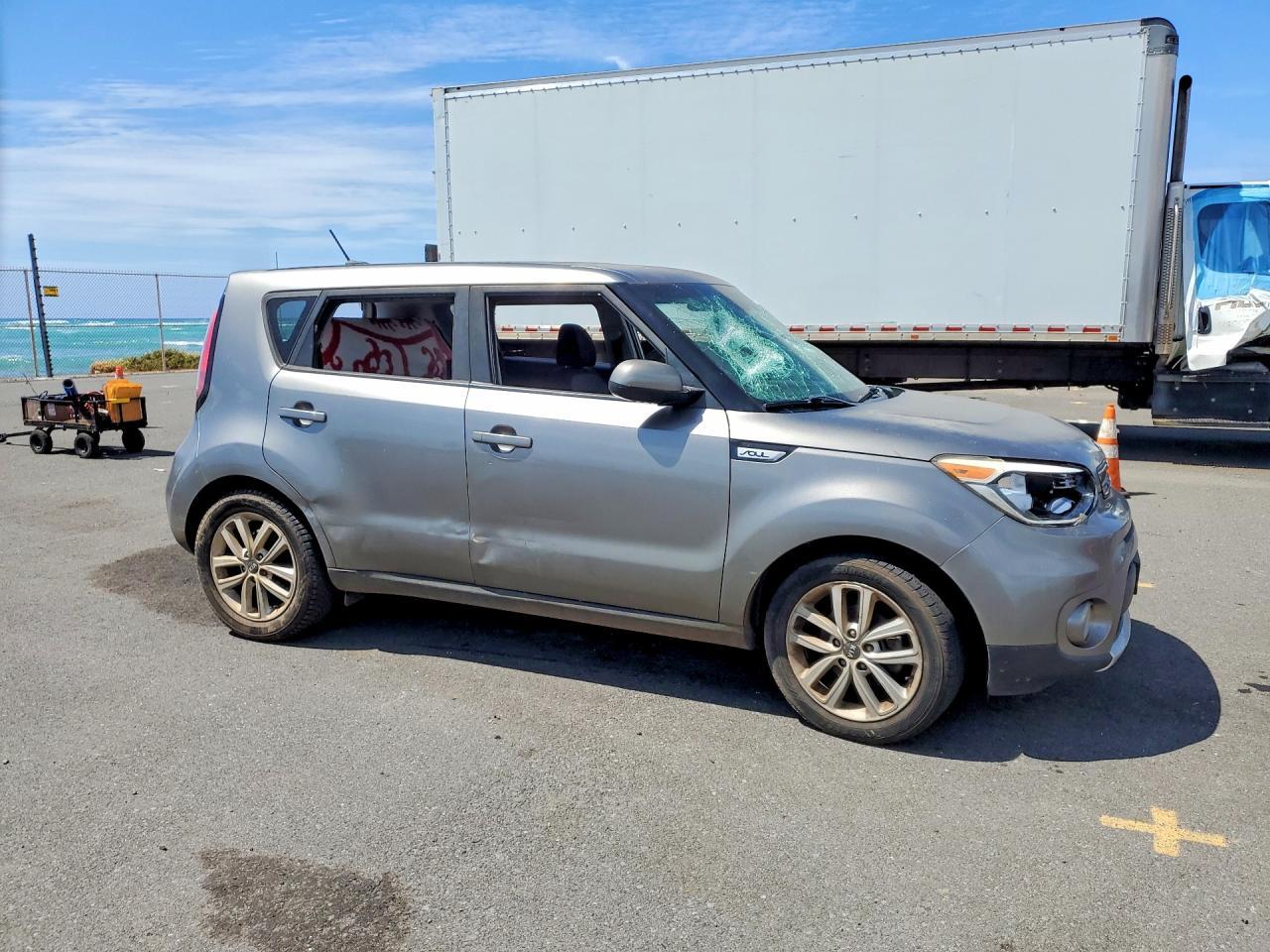 2018 Kia Soul + - Image 4