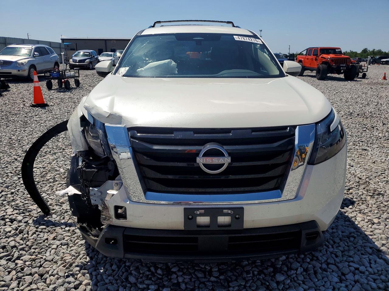 2024 Nissan Pathfinder Sv - Image 5