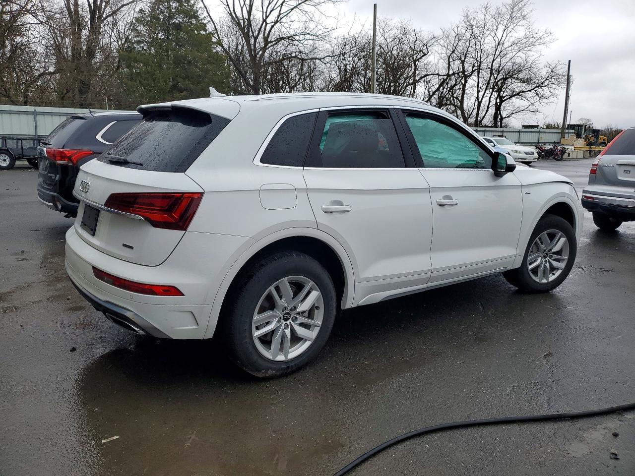 2024 Audi Q5 Premium 45 - Фото 3
