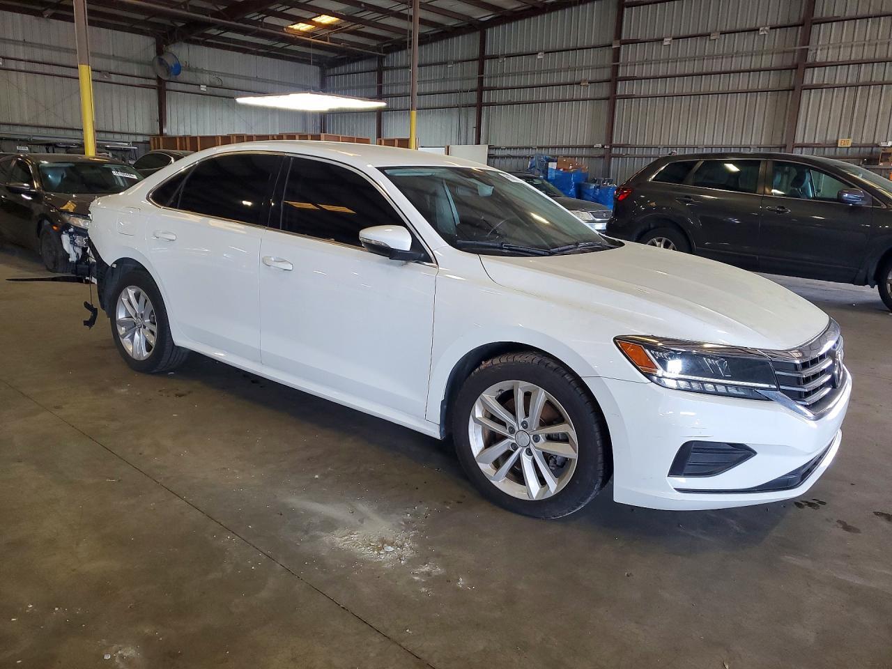 2020 Volkswagen Passat Se - Image 4