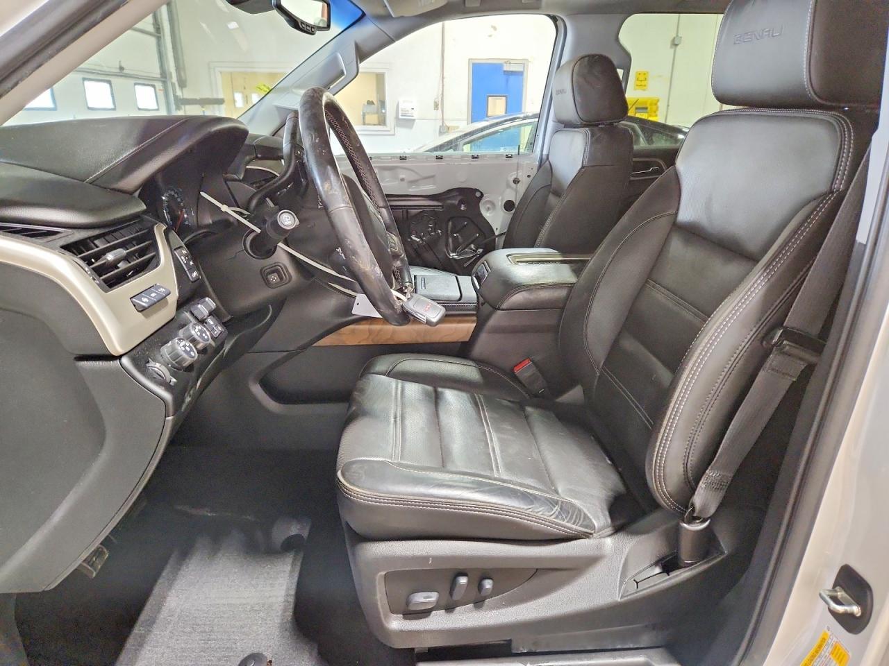 2020 GMC Yukon Xl Denali - Фото 7