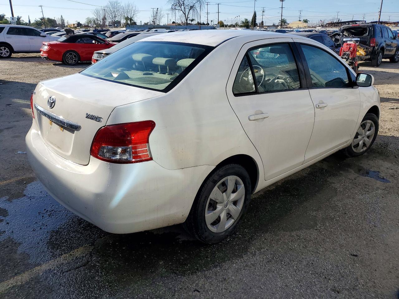 2007 Toyota Yaris Base - Фото 3
