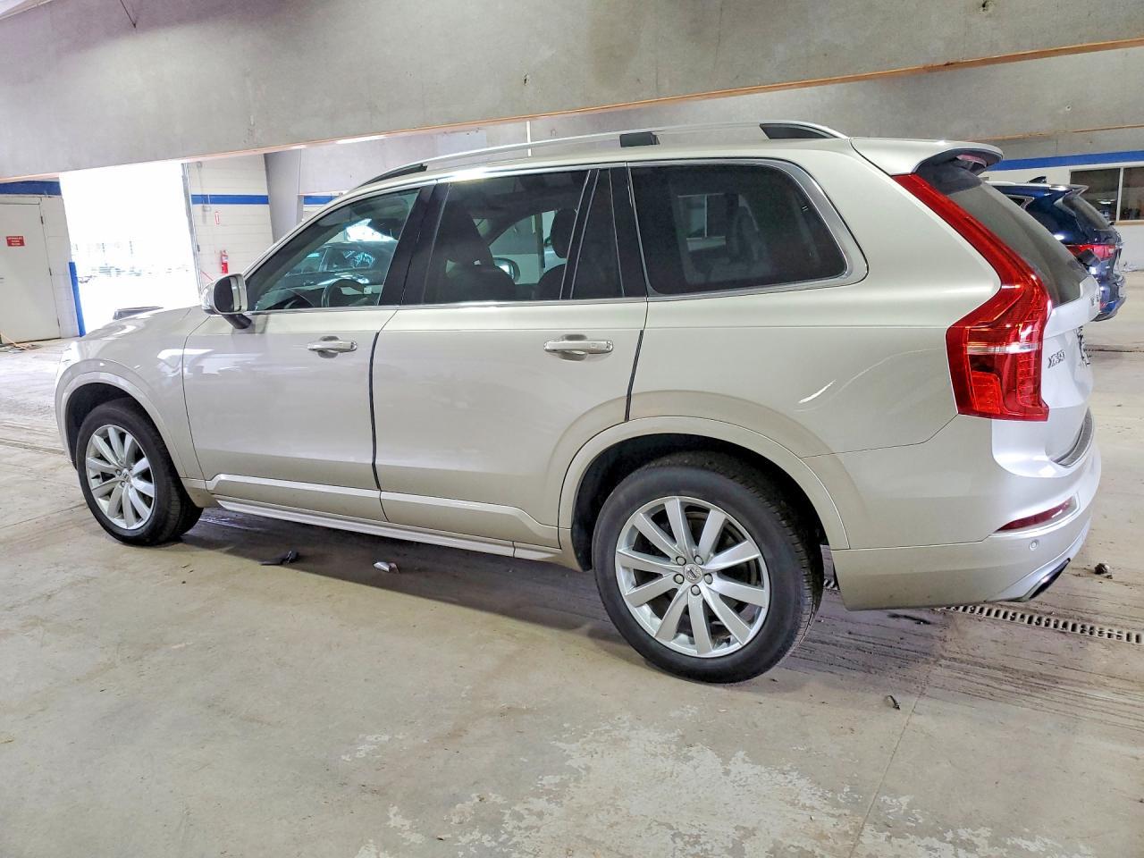 2016 Volvo Xc90 T6 - Фото 2