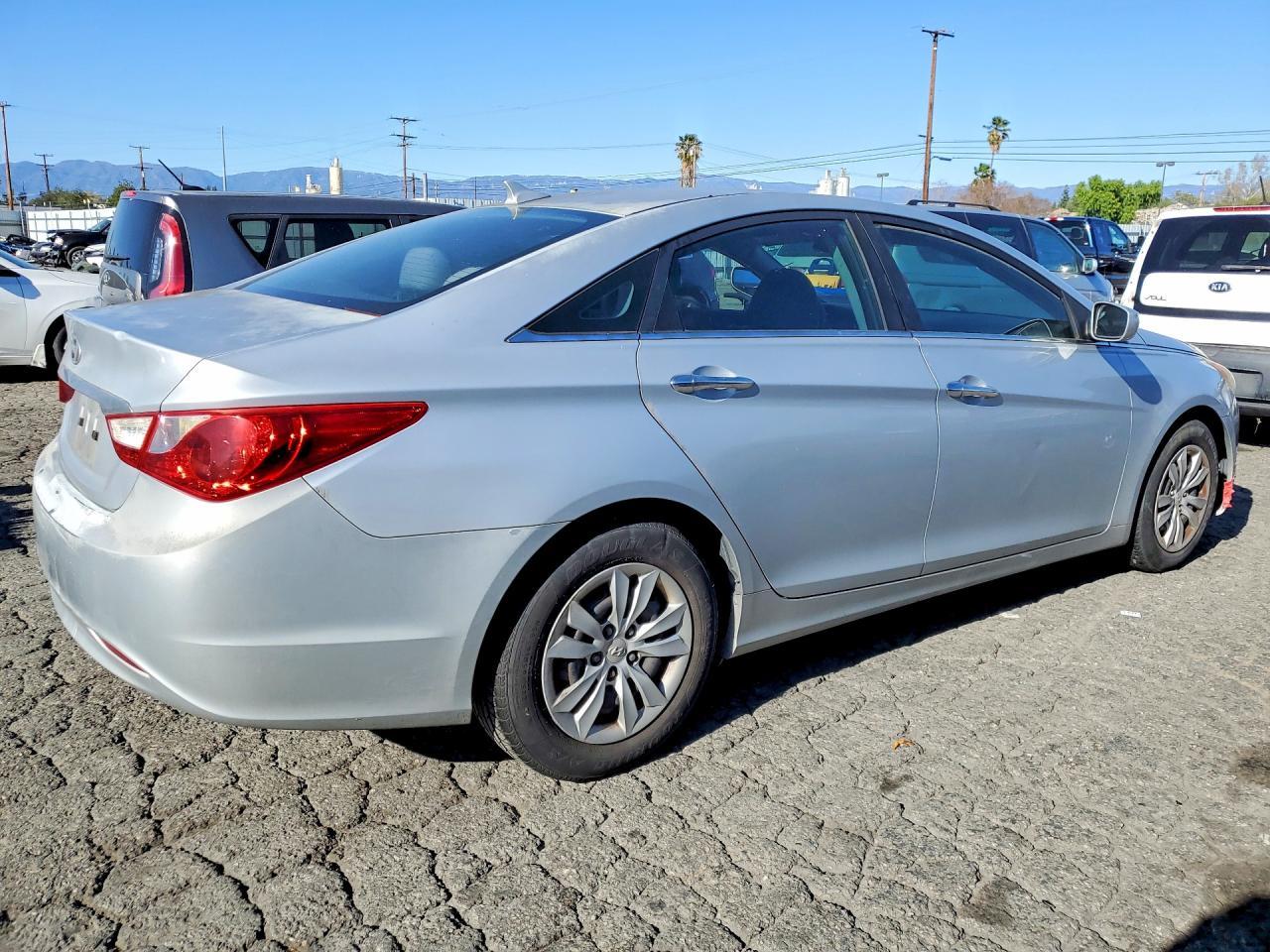 2011 Hyundai Sonata Gls - Фото 3