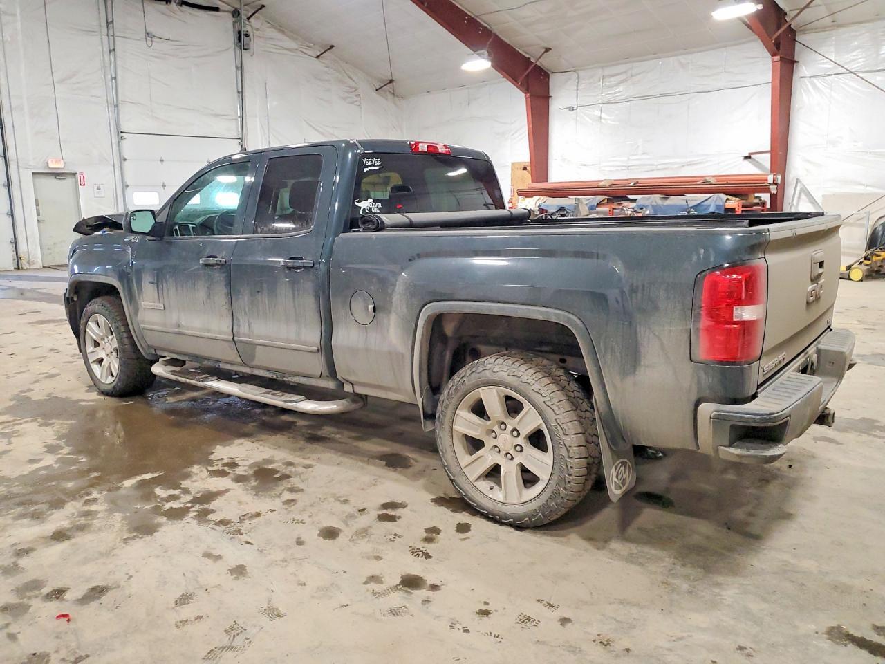 2017 GMC Sierra K1500 Sle - Image 2