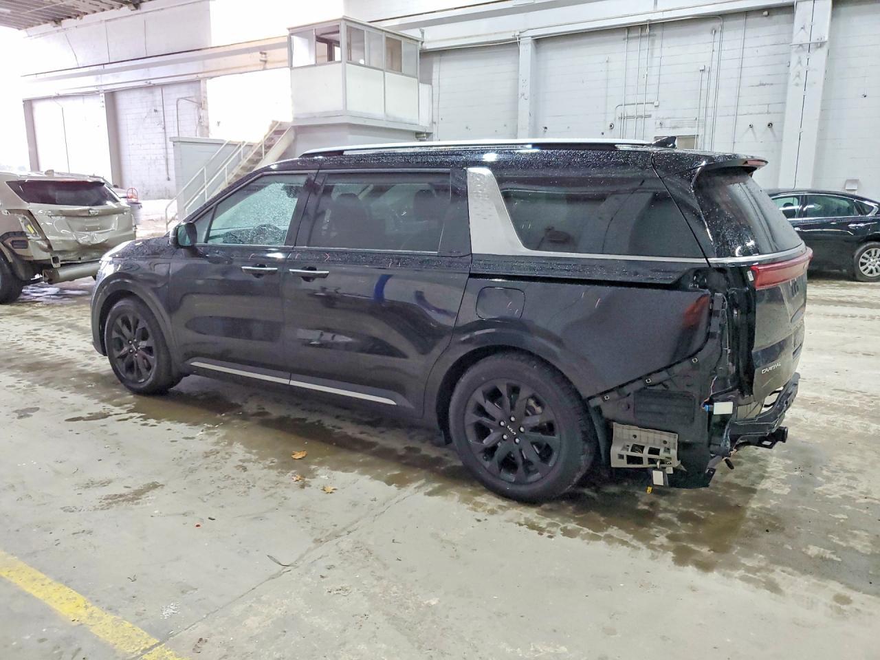 2024 Kia Carnival Sx - Фото 2
