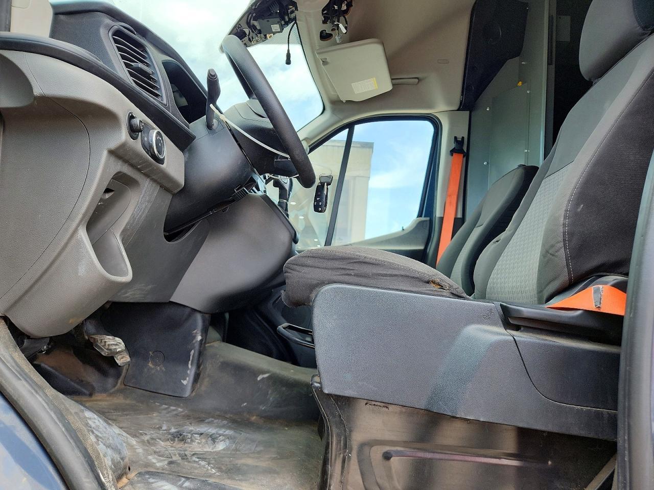 2020 Ford Transit T-250 - Image 7