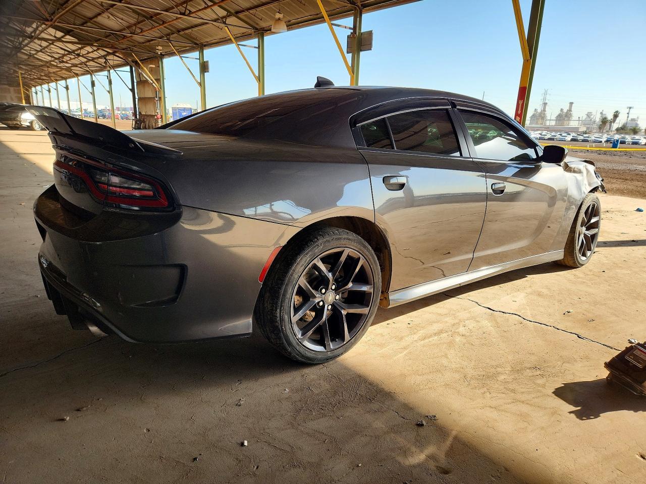 2019 Dodge Charger R - Фото 3
