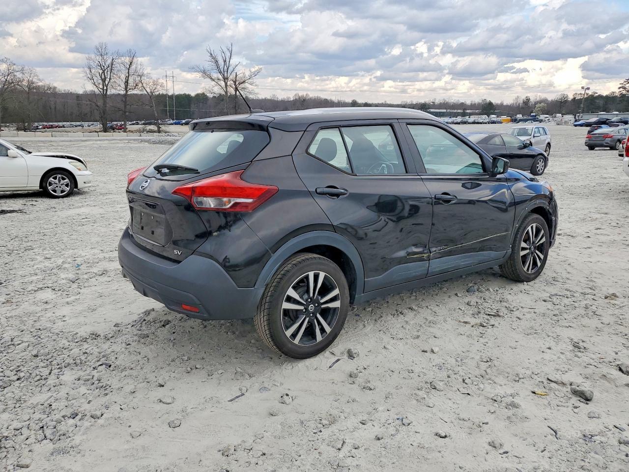 2019 Nissan Kicks Sv - Фото 3