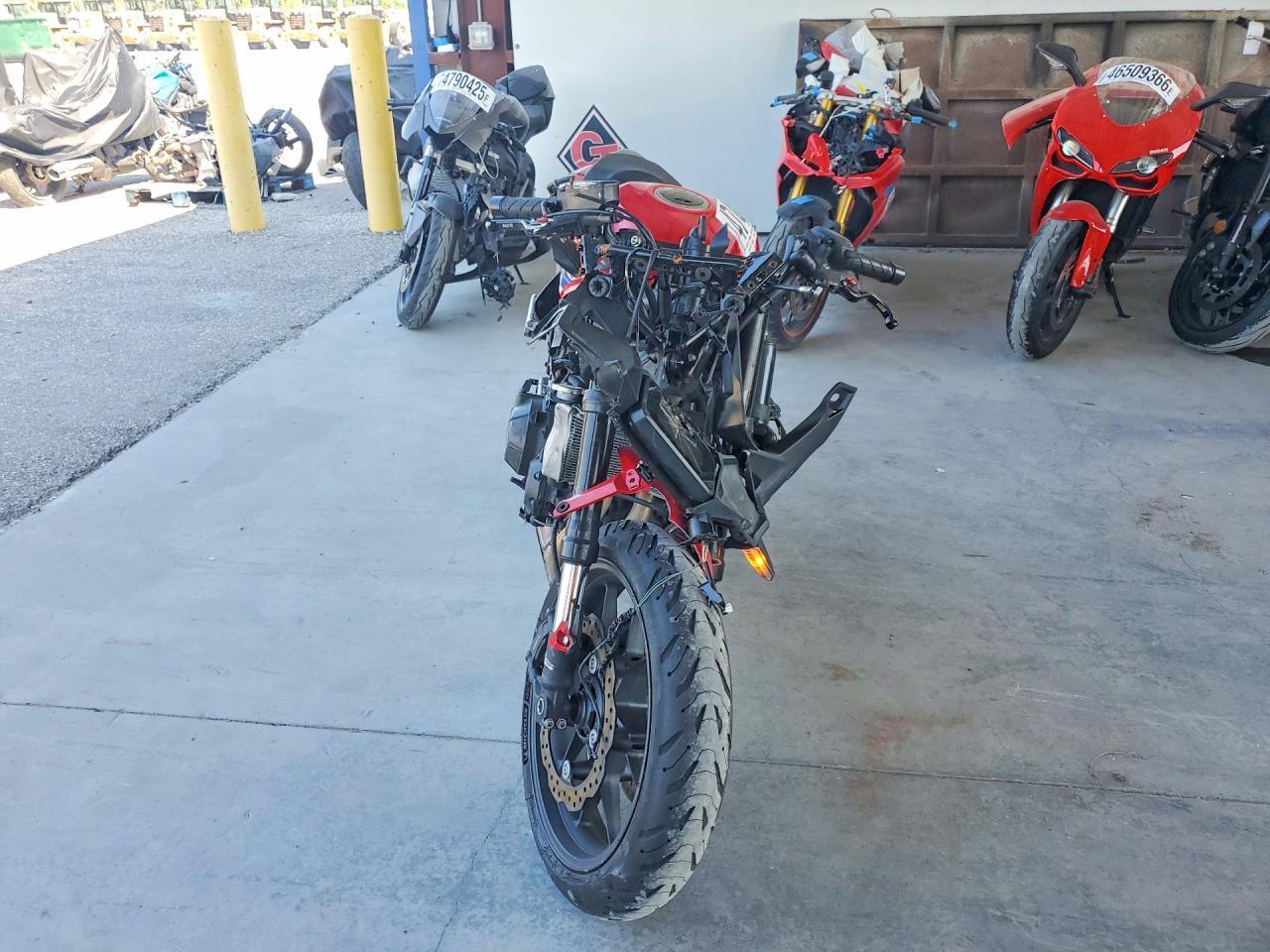 2024 Honda Cbr500 Ra - Image 2