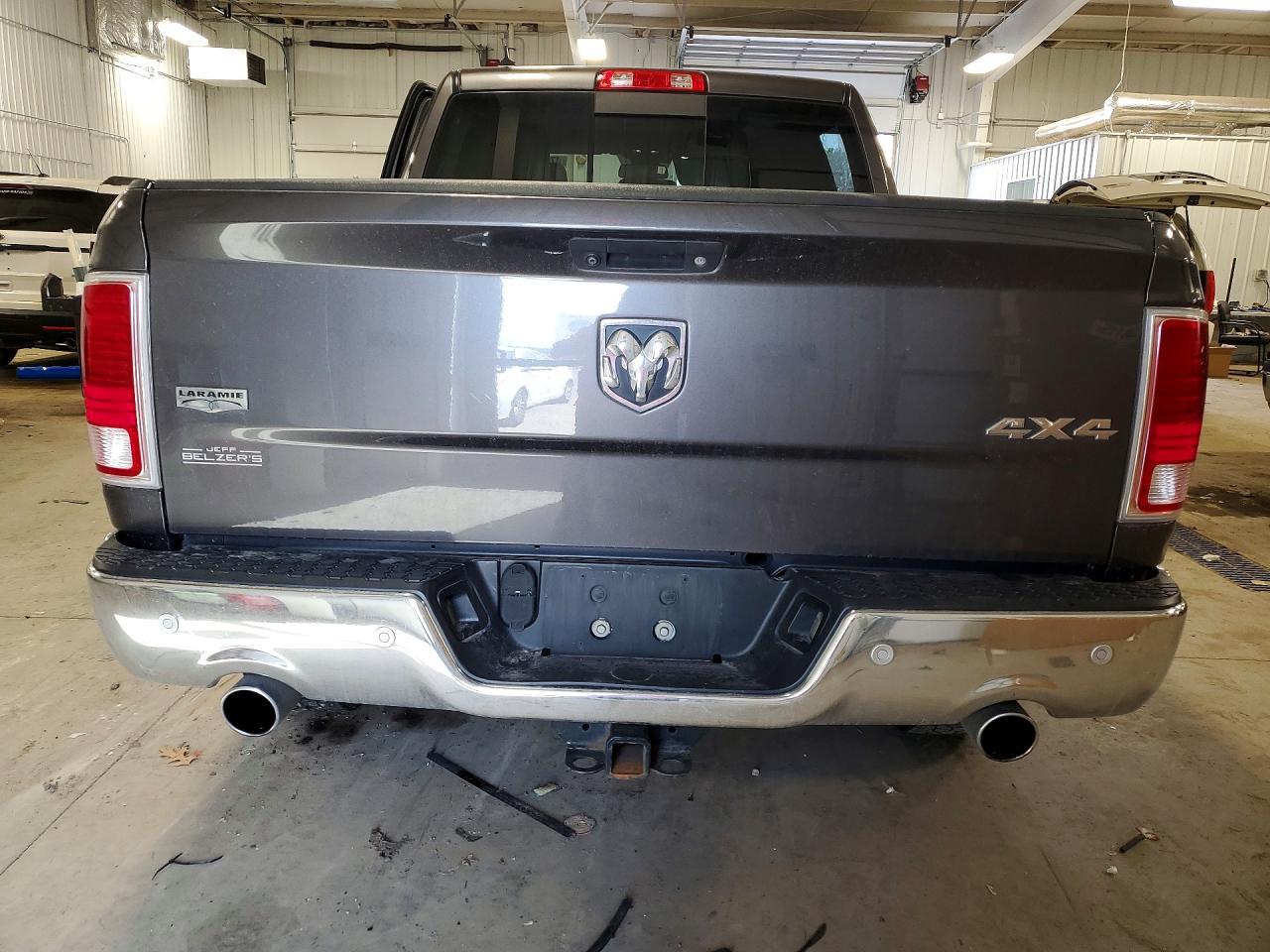 2017 Ram 1500 Laramie - Image 6