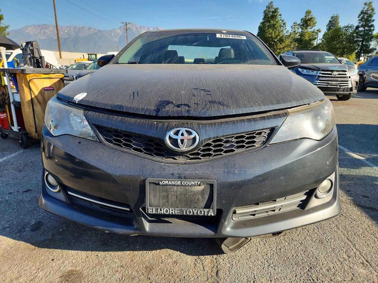 2014 Toyota Camry Se - Image 5