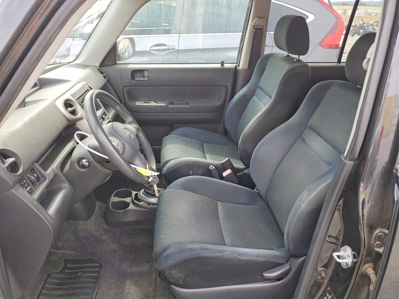 2006 Scion Xb Base - Фото 7