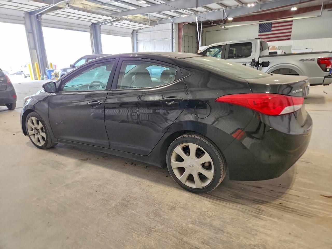 2012 Hyundai Elantra Limited - Фото 2