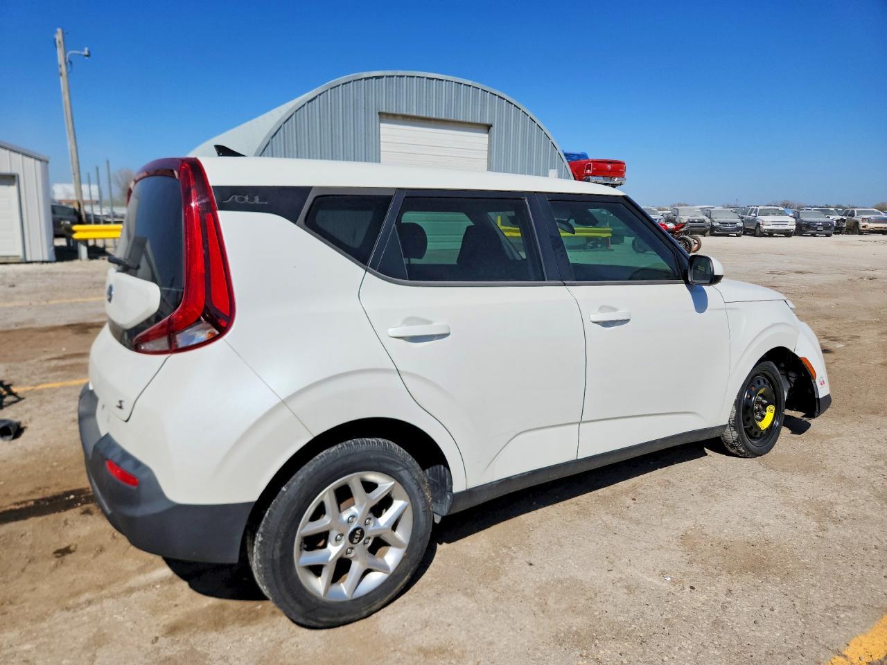 2020 Kia Soul S - Фото 3