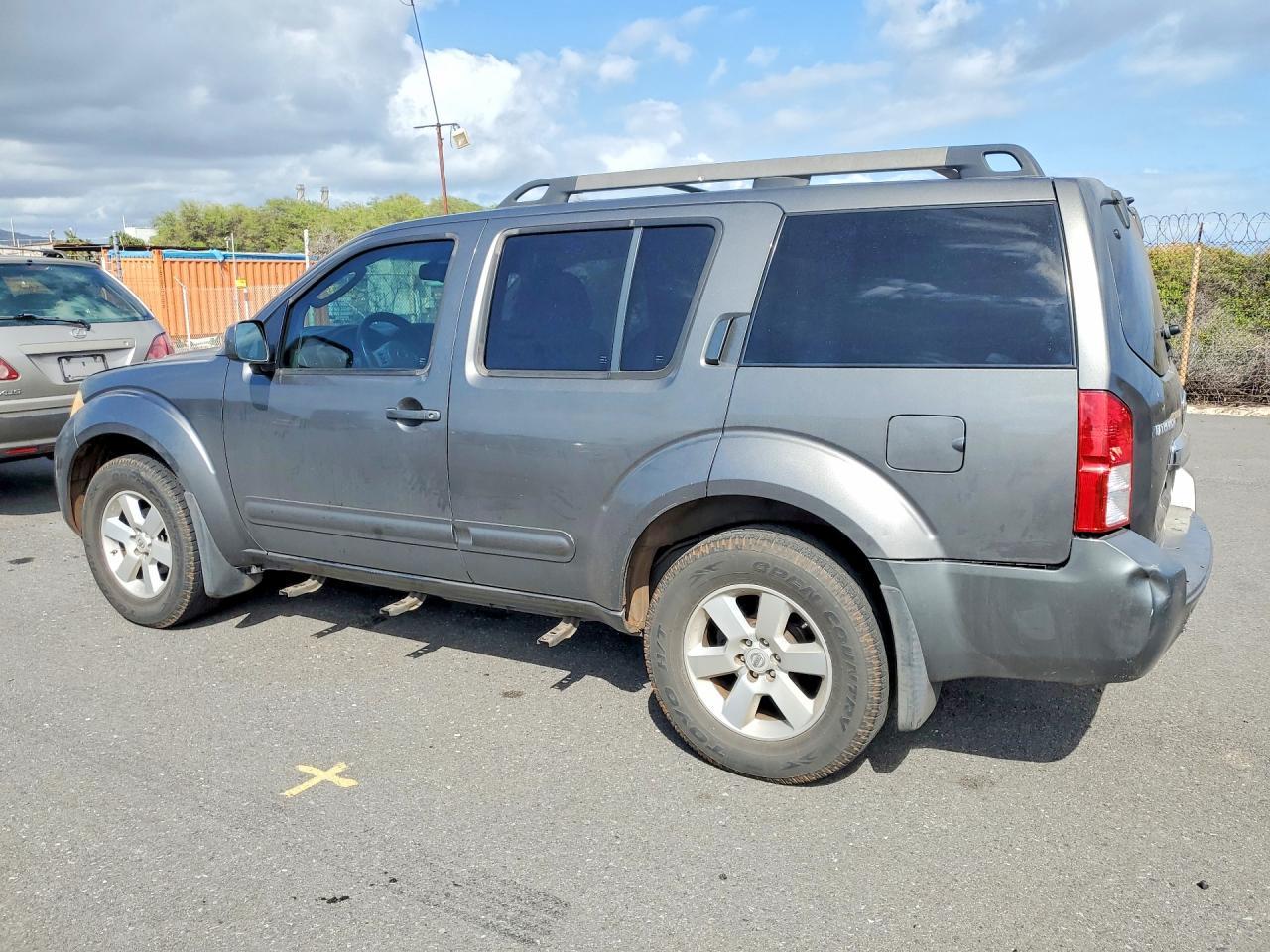 2008 Nissan Pathfinder S - Фото 2