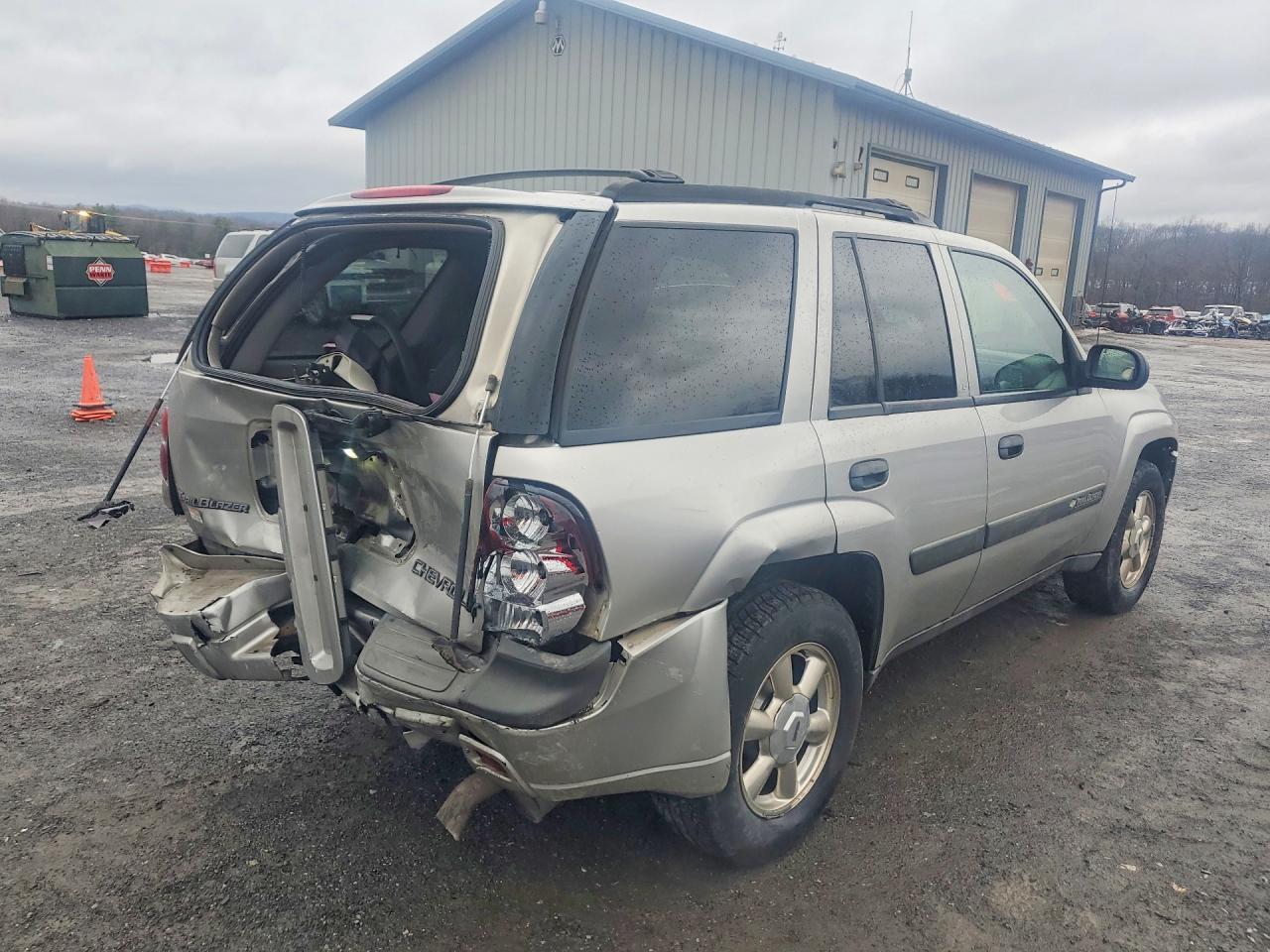 2004 Chevrolet Trailblazer Ls - Image 3